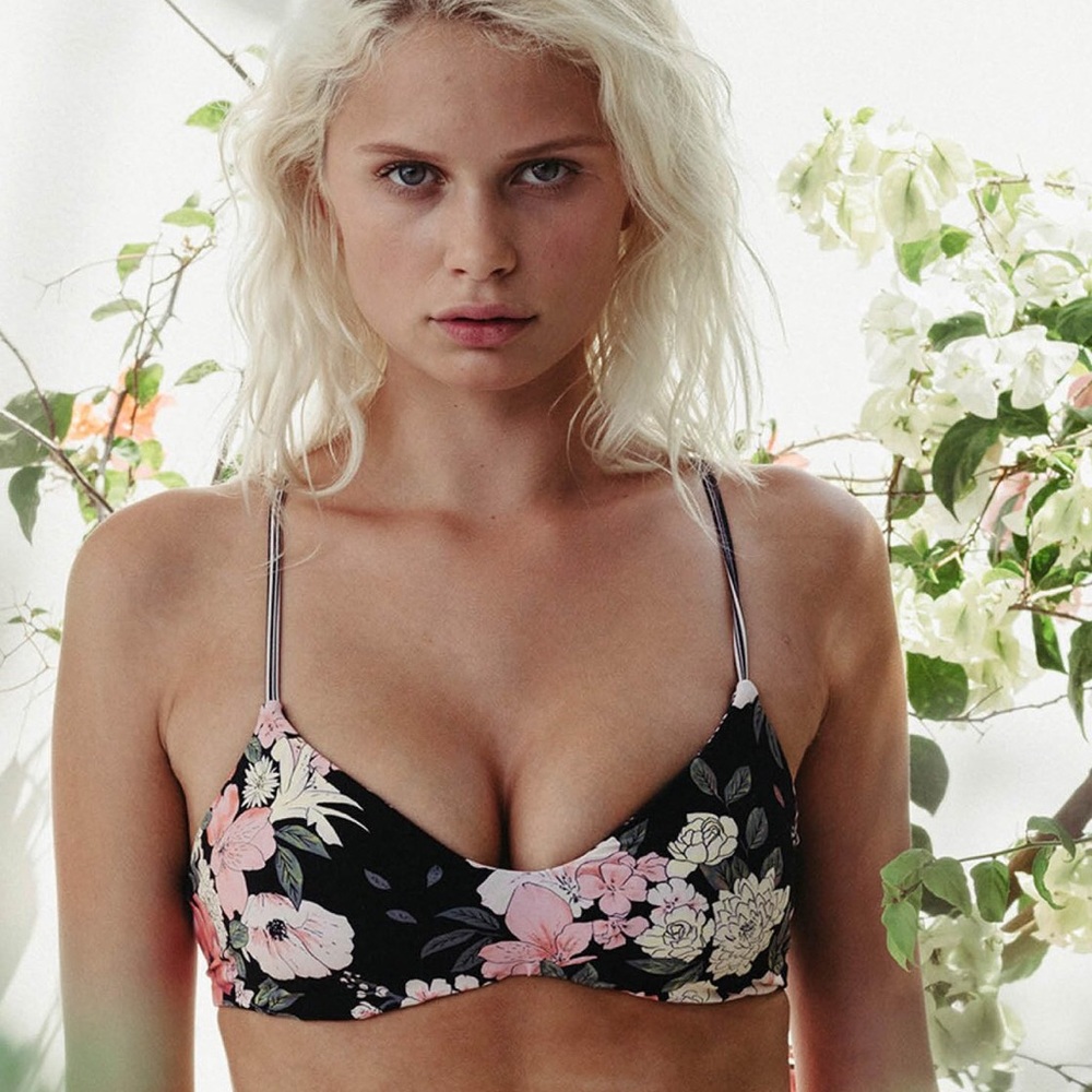🌴🔆BILLABONG-RIP CURL-REVERSIBLE BIKINI SET🔆🌴 - Picture 14 of 15